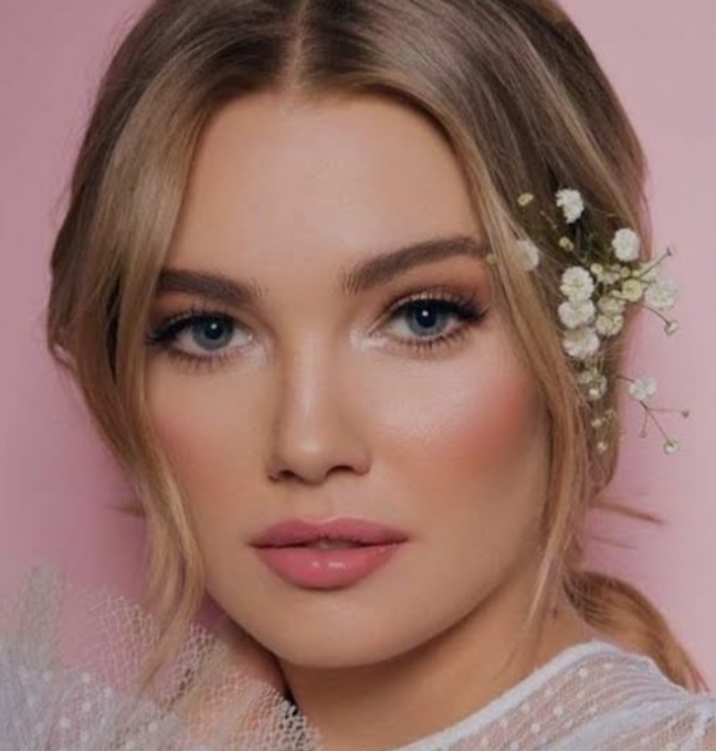  Best hairstyle for chubby faces  
